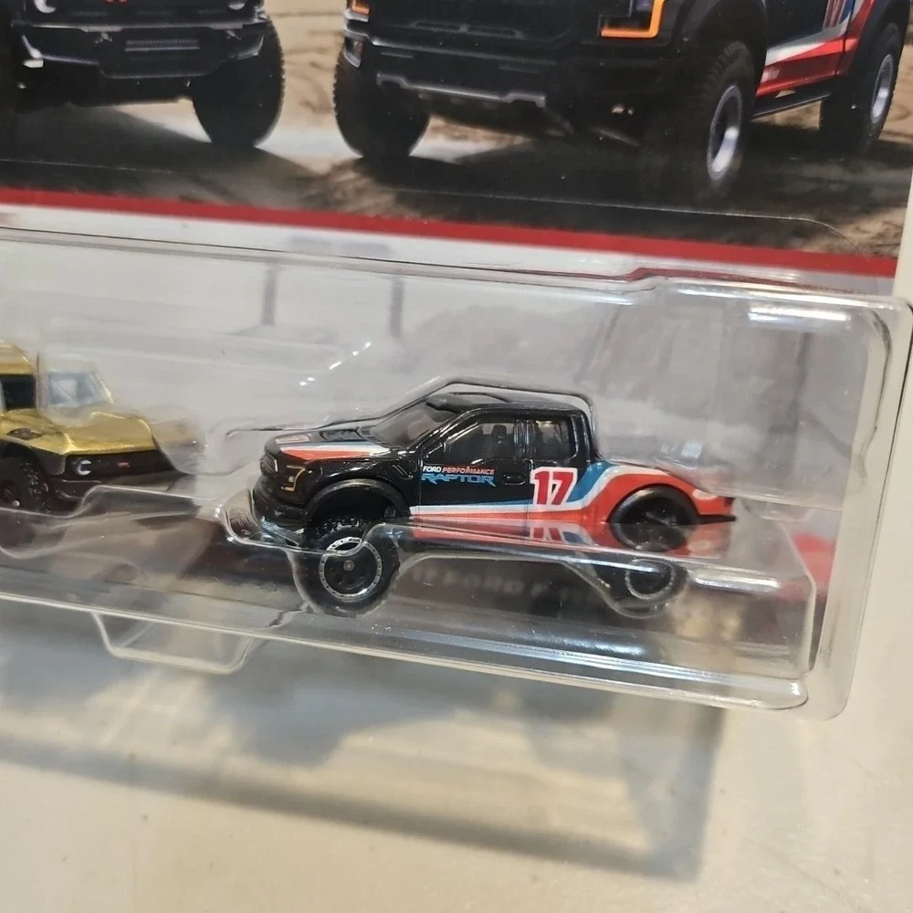 Hot Wheels Premium 2-Pack (2024) Ford Bronco R & '17 Ford F-150 Raptor